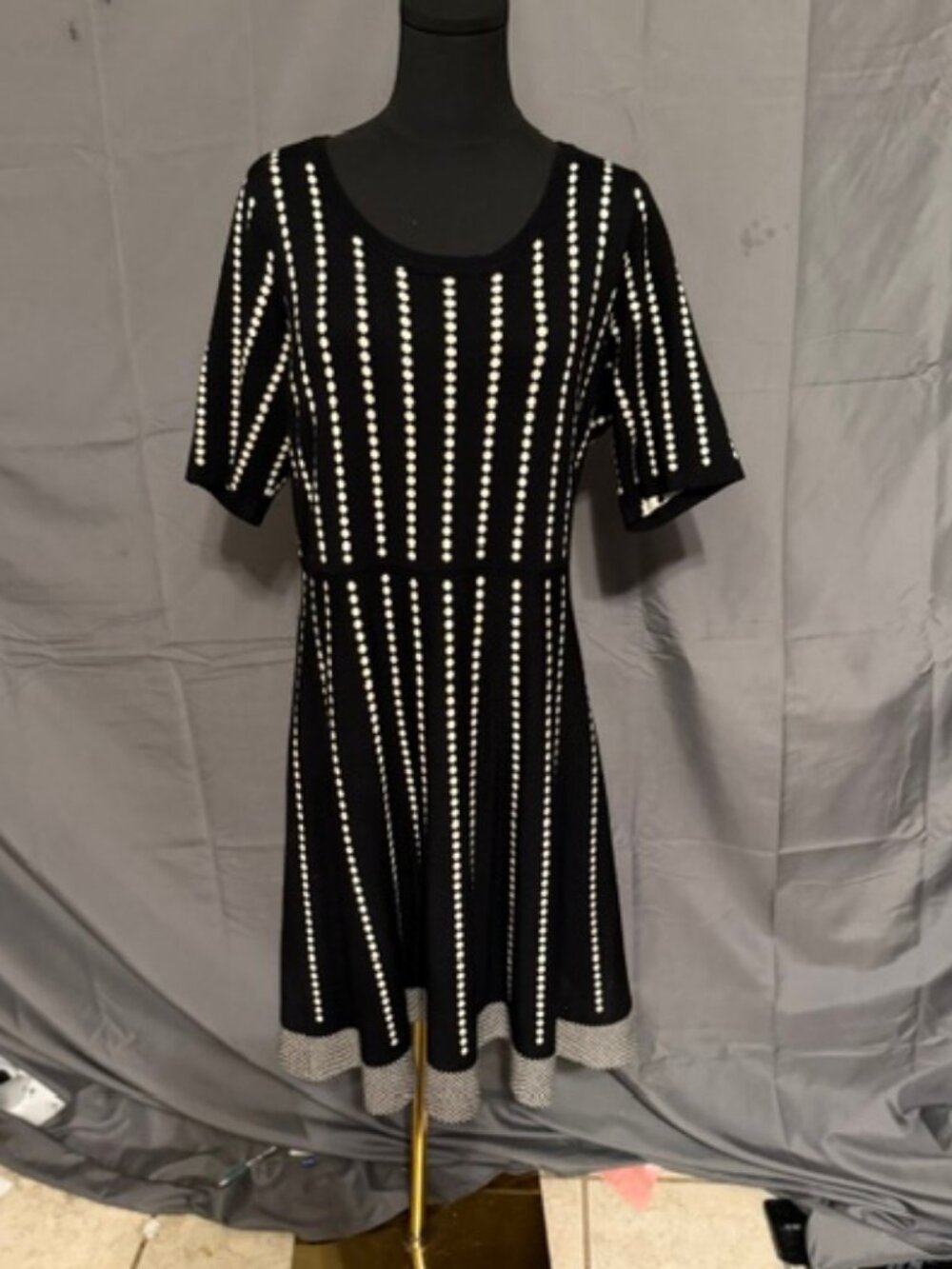 DONNY AND NICOLE Sweater Dress Size 1XL